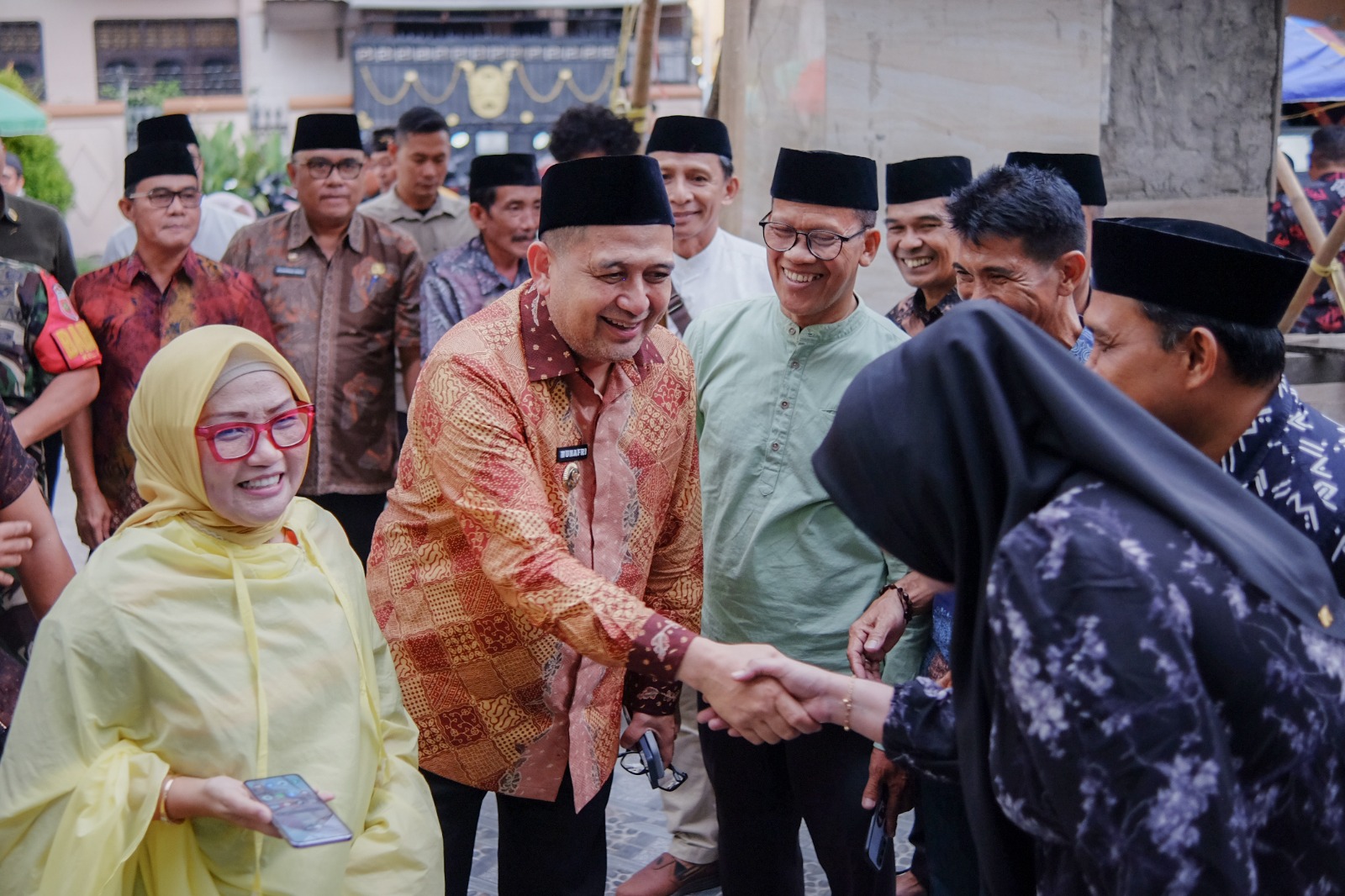 Munafri Ajak Warga Perkuat Ibadah dan Kebersamaan