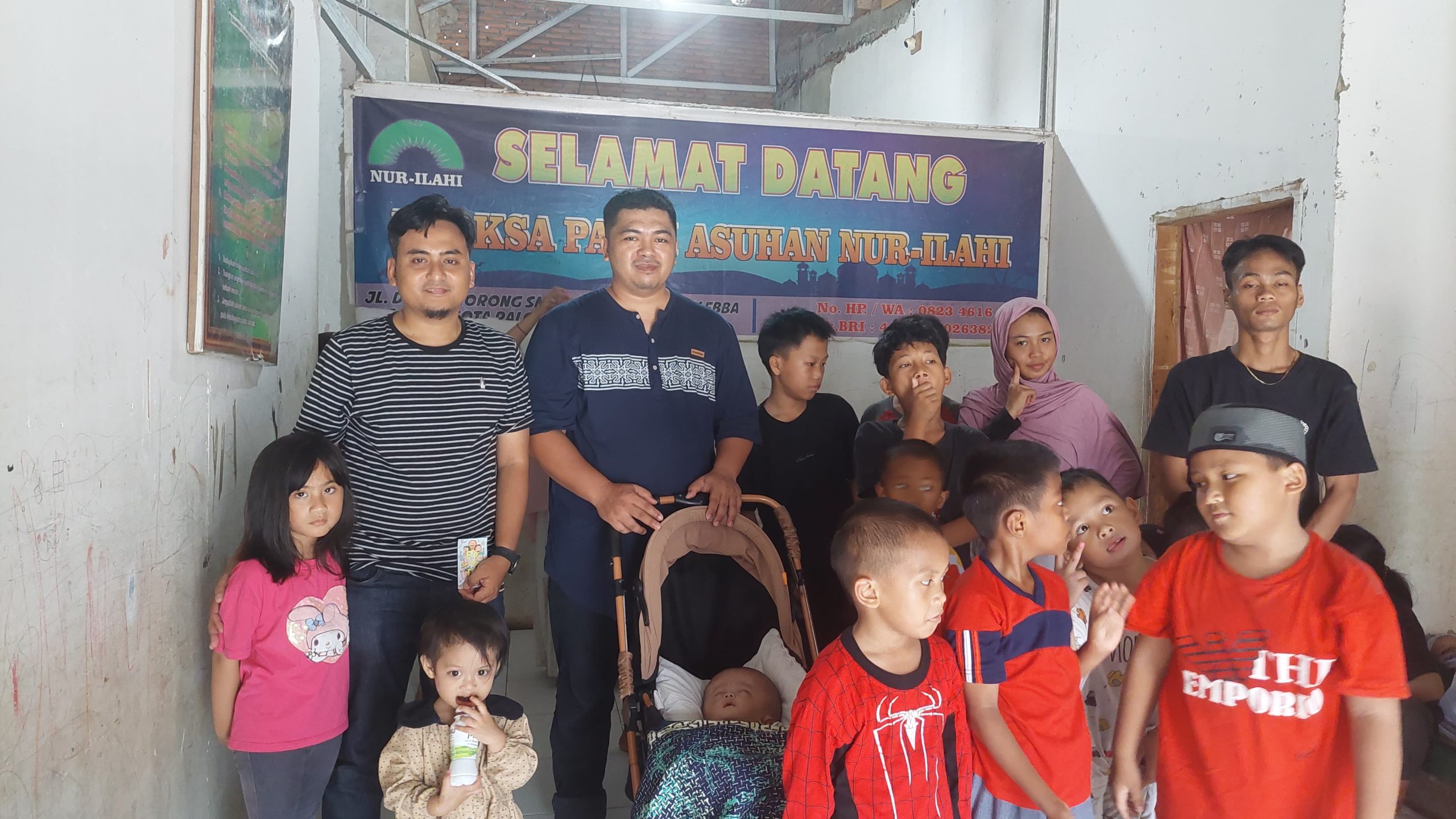 Alumni SMA 3 Palopo Tahun 2005 Berbagi Sembako dan Santunan Anak Yatim