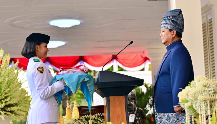 Aliah Sakira, Putri Sulsel Pembawa Baki di Istana Negara