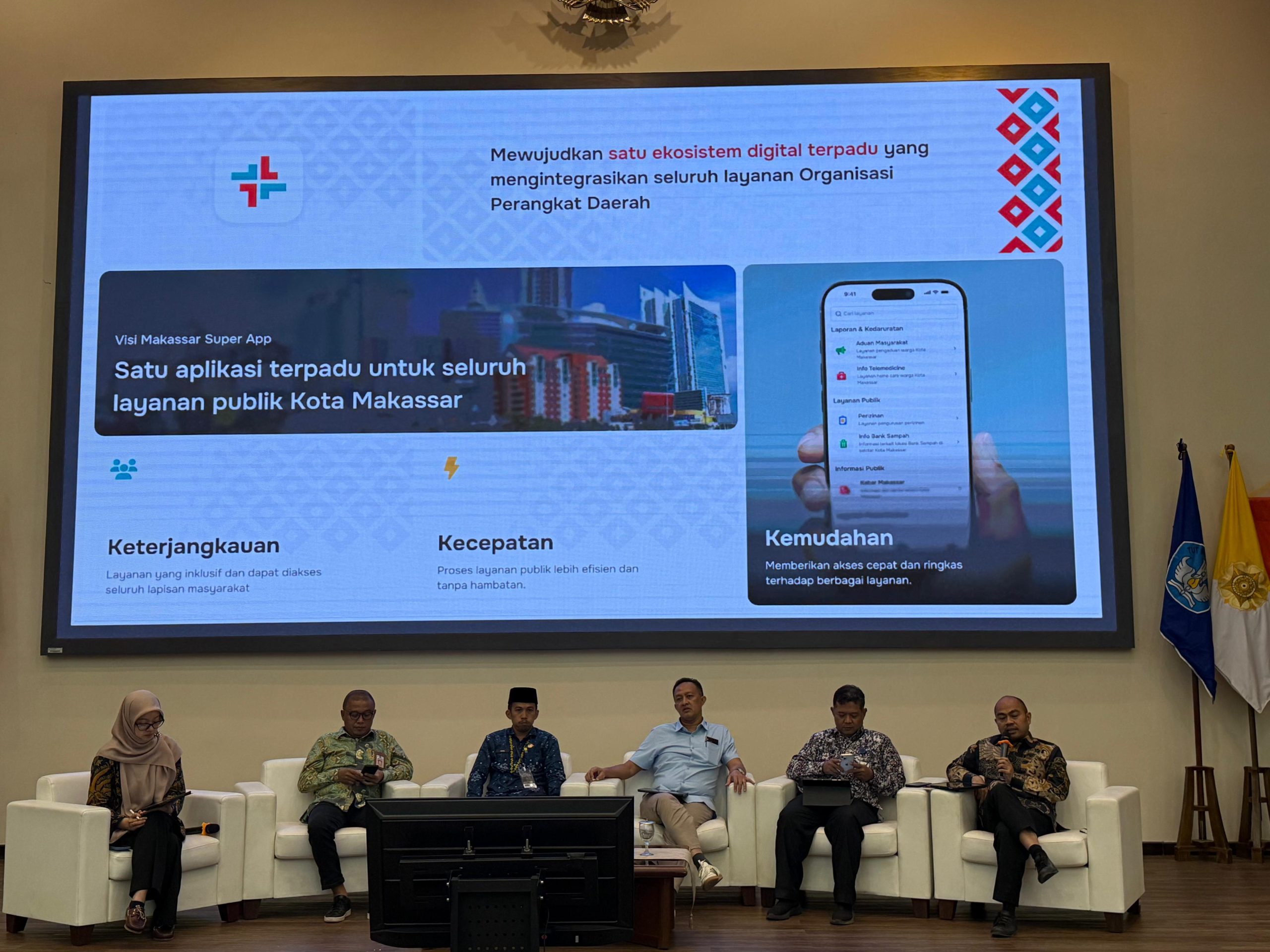 Transformasi Digital Makassar Dipaparkan di Seminar Nasional UGM