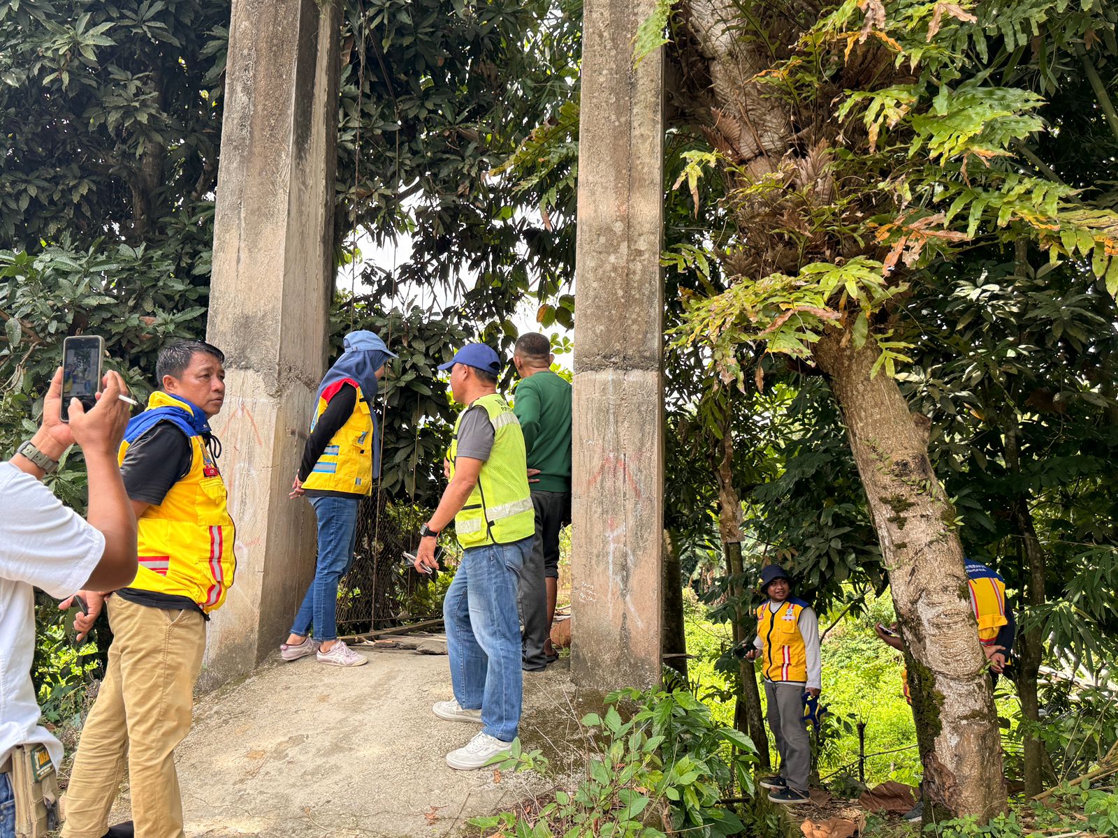 Tanggapi Aduan Warga, Wali Kota Palopo Pastikan Revitalisasi Jembatan Pajalesang