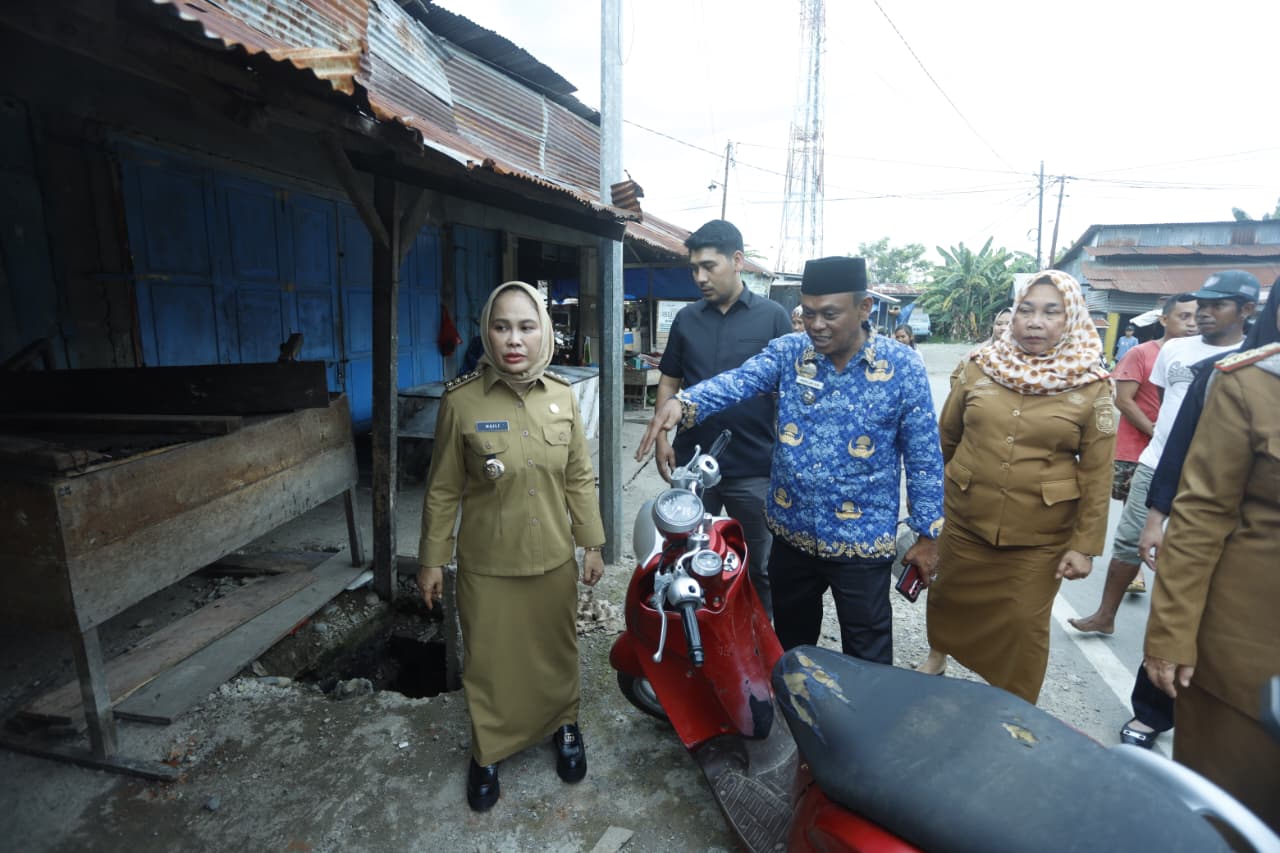 Wali Kota Palopo Turun Lapangan, Cek Langsung Kondisi Drainase Tersumbat