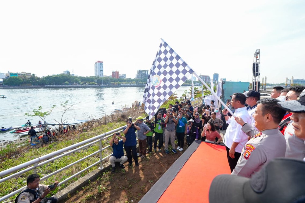 Gubernur Andi Sudirman Ajak Peserta Junjung Sportivitas di Katinting Race