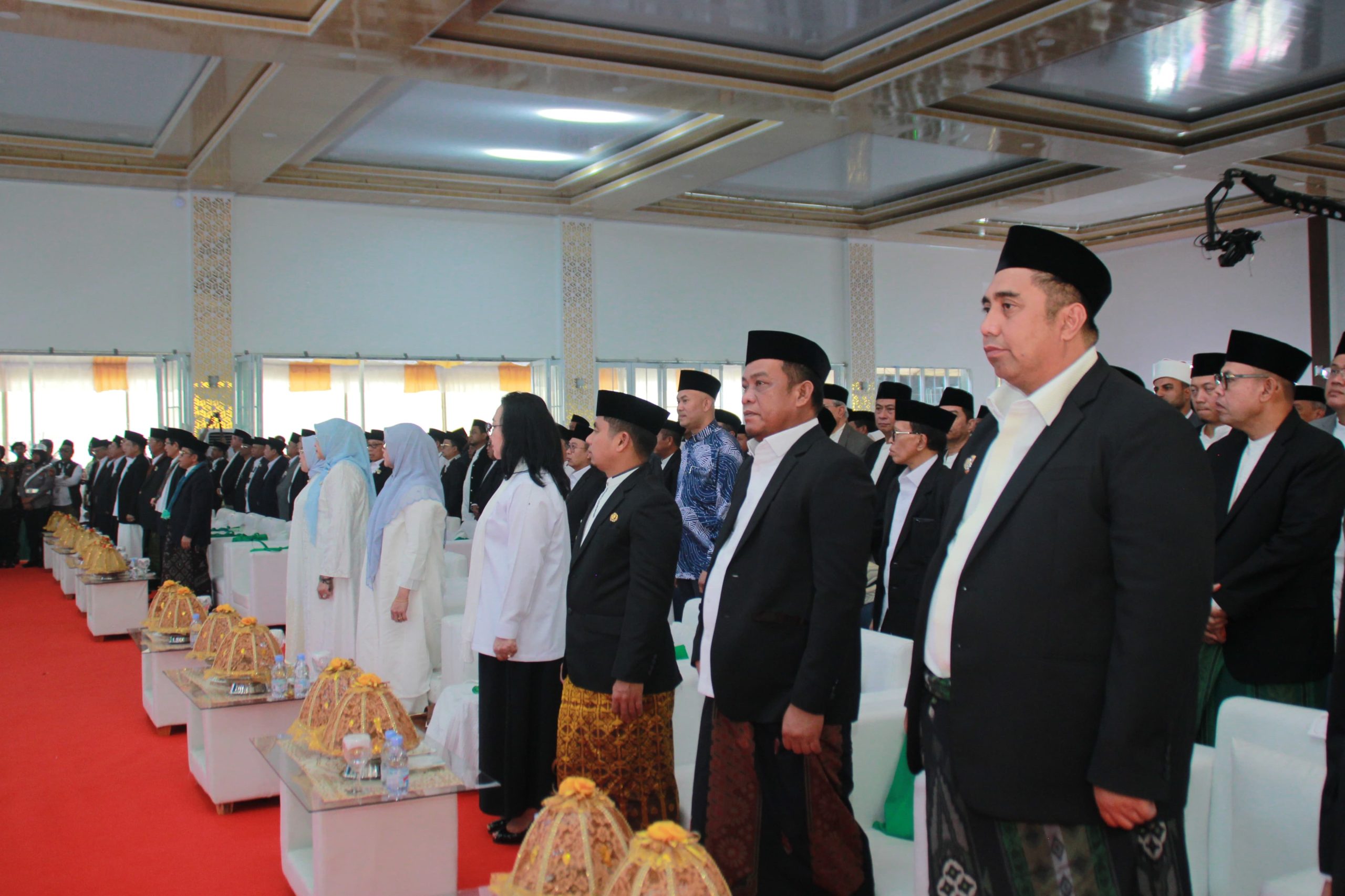 Bupati Luwu Hadiri Pembukaan MQK Internasional I di Wajo