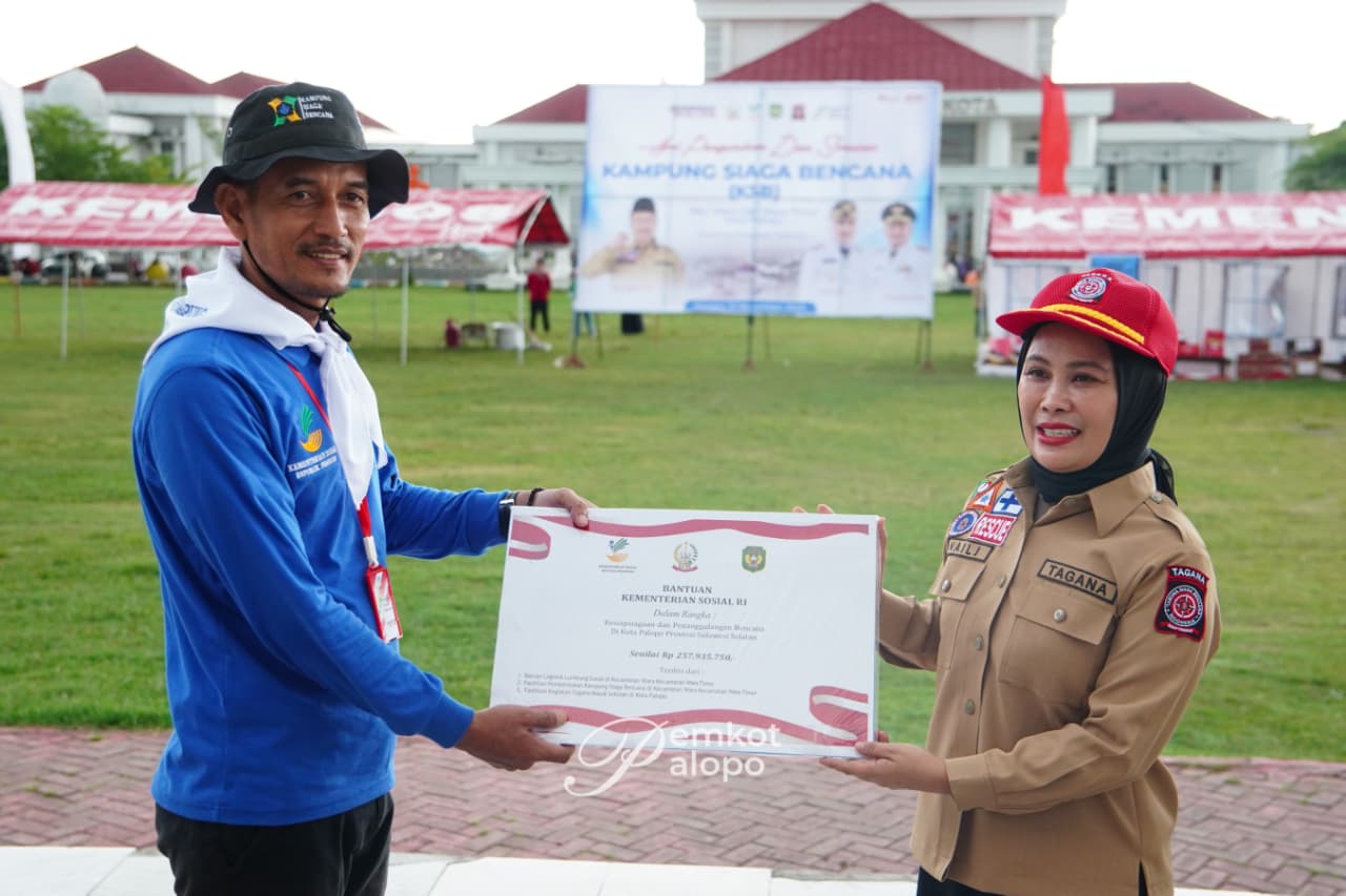 Wali Kota Palopo Resmi Kukuhkan Kampung Siaga Bencana Sawerigading