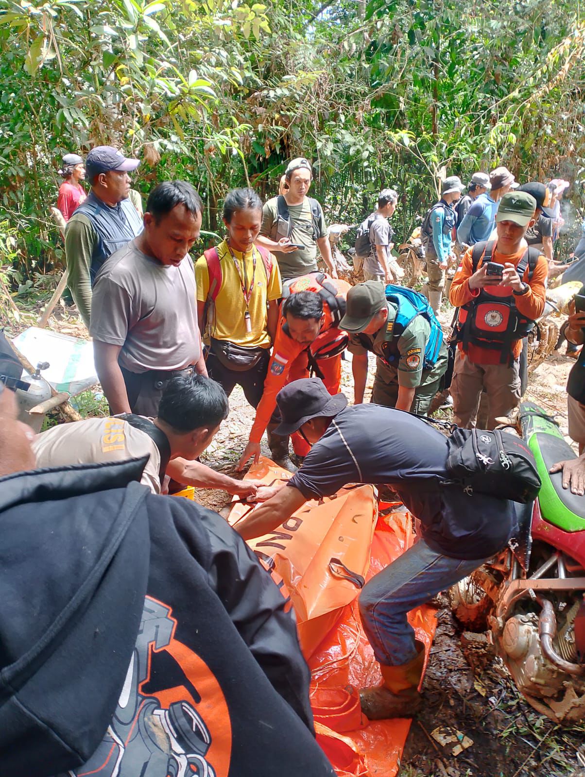 Pemuda Asal Wajo Ditemukan Tewas Setelah Tenggelam di Air Terjun Luwu Timur