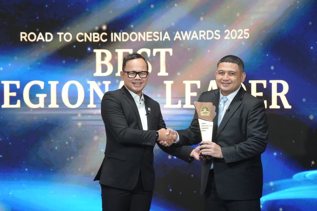 Munafri Arifuddin Torehkan Prestasi Nasional Lewat CNBC Indonesia Awards 2025