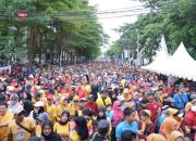 Semarak HUT Makassar ke-418, Jalan Sehat Warnai Pantai Losari