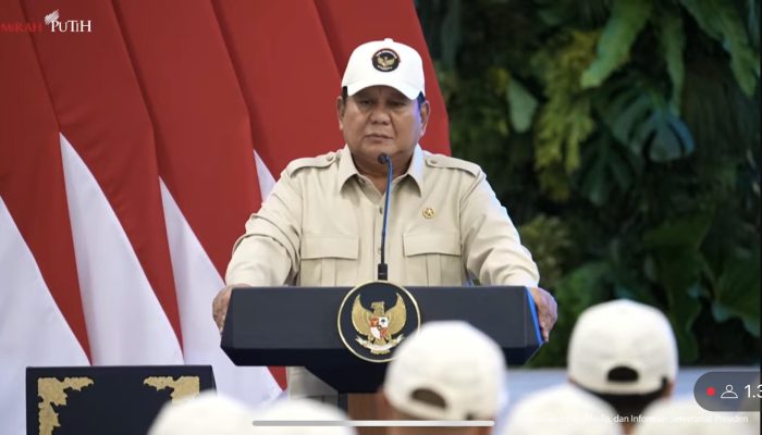 Presiden Prabowo Pimpin Rapat Darurat Penanganan Bencana Sumatera