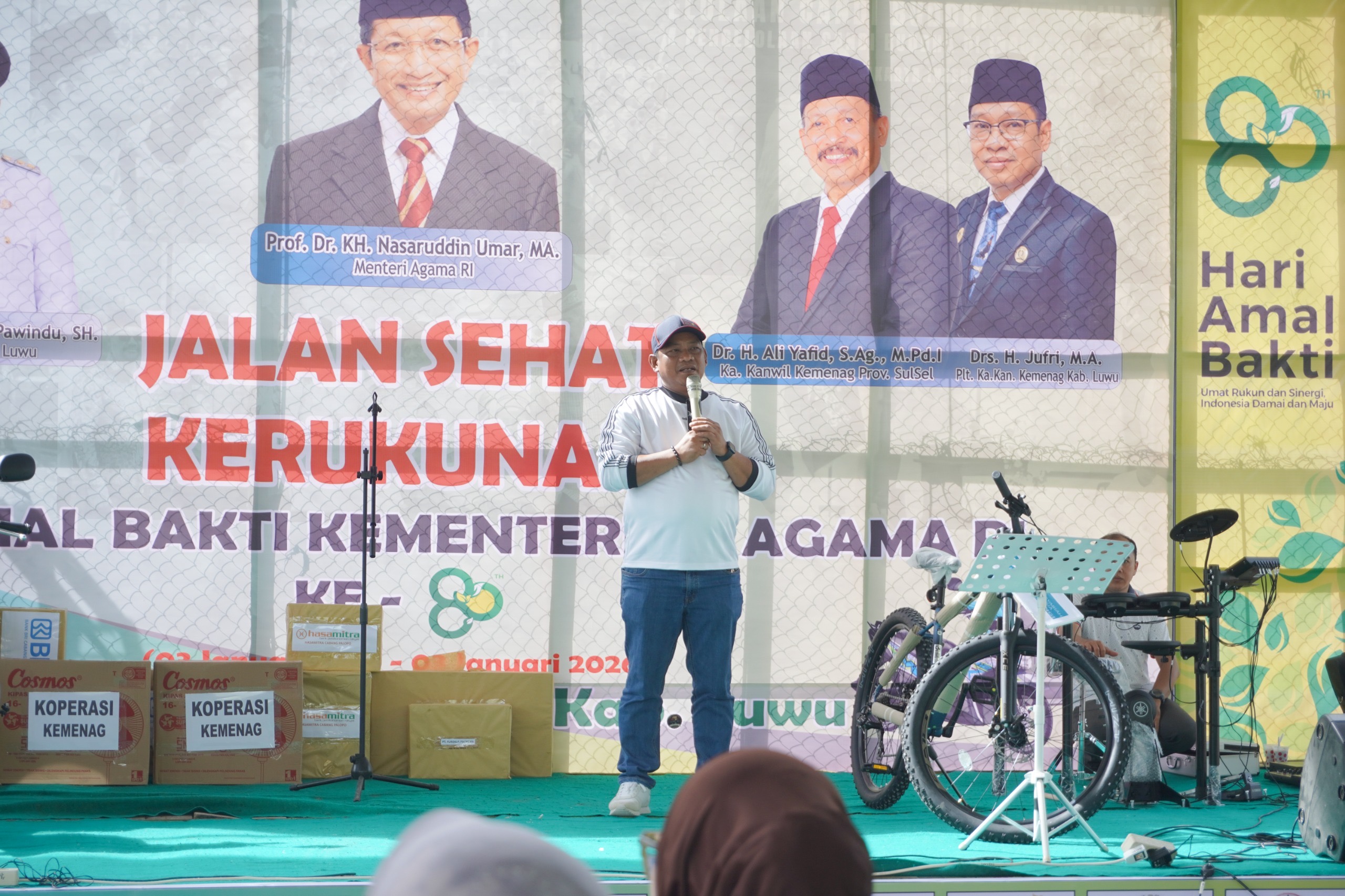 Patahudding Kenang Masa Lalu Saat Hadiri Jalan Sehat Kemenag Luwu