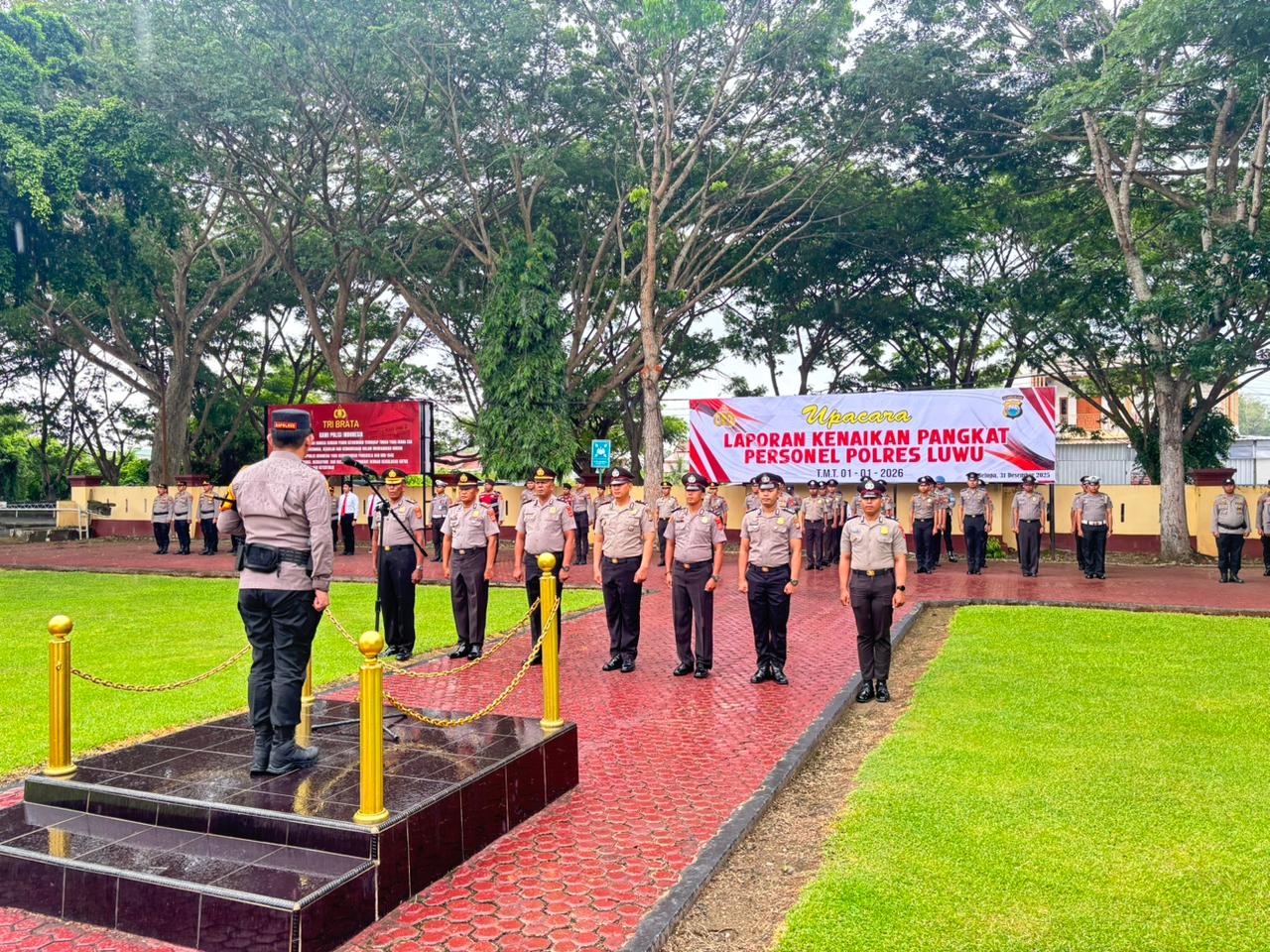 Kado Tahun Baru, 35 Personel Polres Luwu Resmi Naik Pangkat