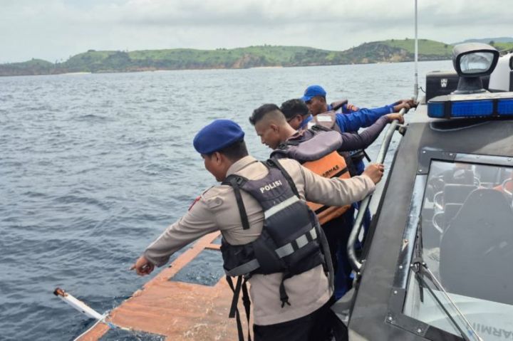 Cuaca Buruk, Dua Kapal Pinisi Tenggelam di Labuan Bajo dan Bali