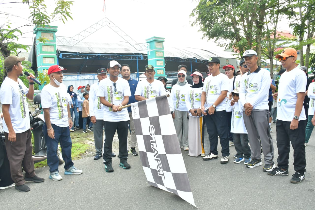 Sambut HAB ke-80, Wakil Wali Kota Palopo Lepas Jalan Sehat Kemenag