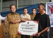 Dorong Kemandirian Nelayan, Pemprov Sulsel Salurkan 20 Unit Kapal Penangkap Ikan