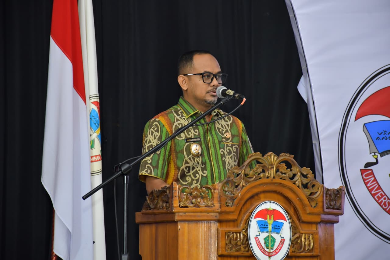 Hadir Pelantikan Rektor UNANDA, Akhmad Syarifuddin Ajak Sinergi Bangun SDM
