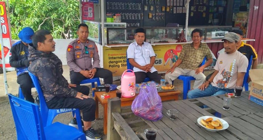 Respon Cepat Aduan Warga, Kasat Polairud Polres Luwu Temui Nelayan Batulotong