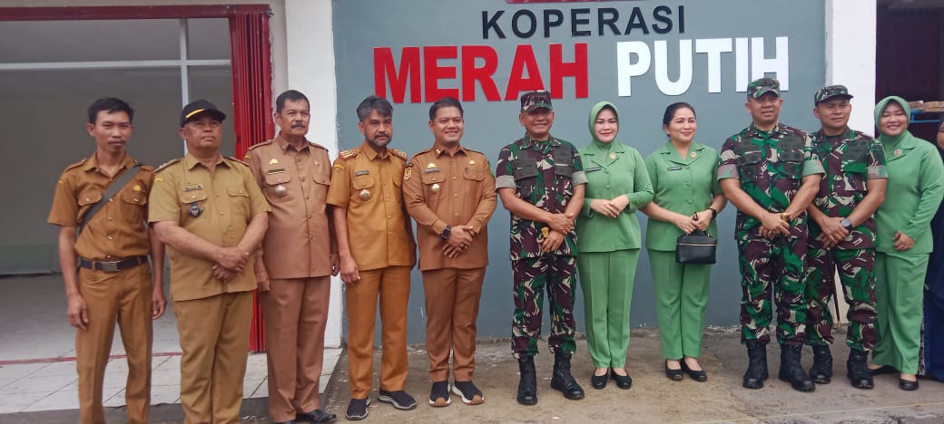 Wabup Luwu Dampingi Pangdam Hasanuddin Tinjau Pembangunan Koperasi Desa Tampa