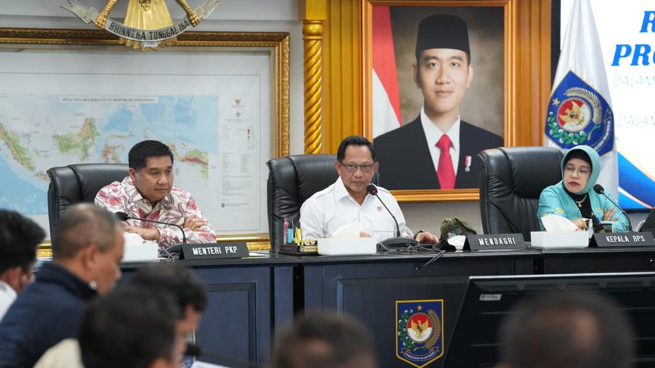 Wujudkan 3 Juta Rumah, Tito Karnavian Minta Pemda Optimalkan Mal Pelayanan Publik