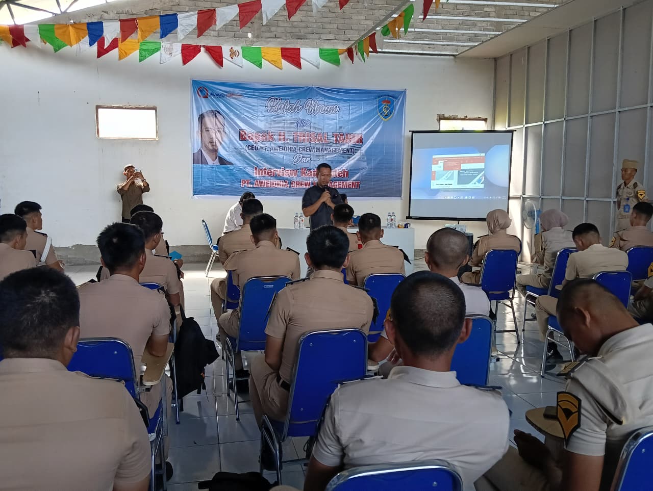 Kuliah Umum di Luwu, CEO Aweidhia Tantang Taruna Jadi “Smart Shipper” Era Digital