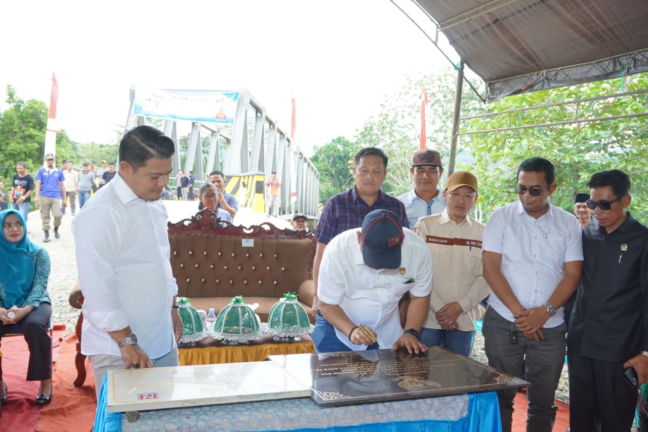 Akses Suli Barat Terbuka Lebar, Bupati Luwu Resmikan Jembatan Salubua–Kaili
