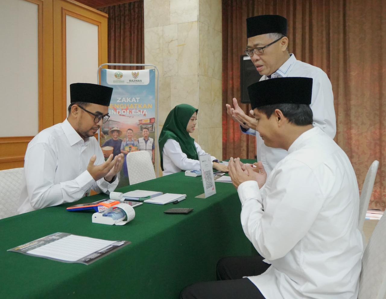Nisab Zakat Profesi 2026 Naik 7 Persen, Gaji Rp 7,6 Juta Wajib Zakat