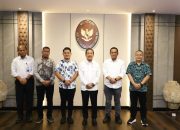 Bupati Luwu Temui Menteri KKP, Bahas Pembangunan Kampung Nelayan Merah Putih Bupati Luwu Temui Menteri KKP, Bahas Pembangunan Kampung Nelayan Merah Putih