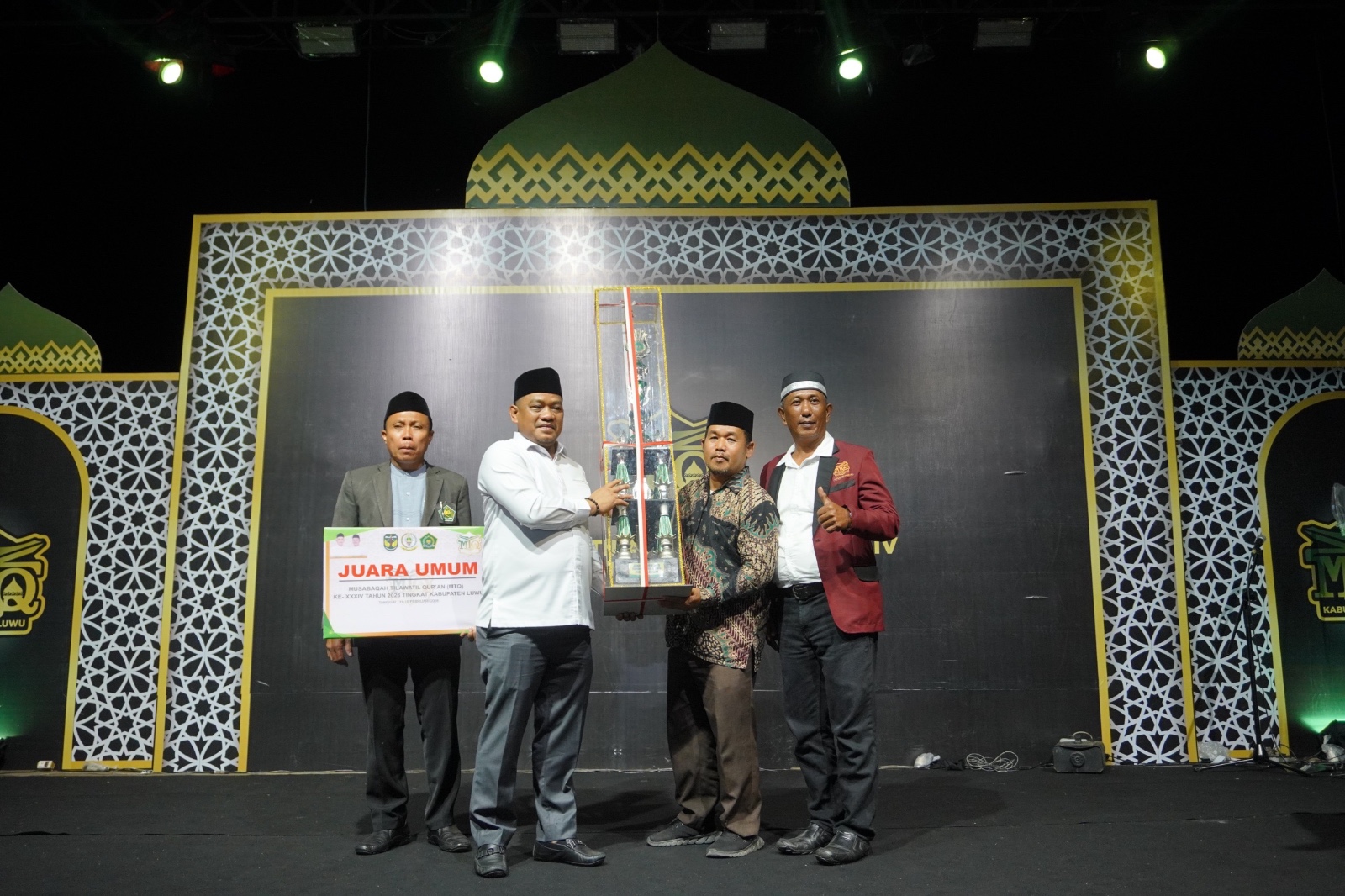 Bupati Luwu Tutup MTQ XXXIII, Harapkan Lahirnya Generasi Muda Qur’ani yang Tangguh