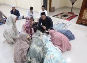 Tanpa Sekat, Bupati Andi Rahim Tarawih dan Dengarkan Curhat Warga Marobo Tanpa Sekat, Bupati Andi Rahim Tarawih dan Dengarkan Curhat Warga Marobo