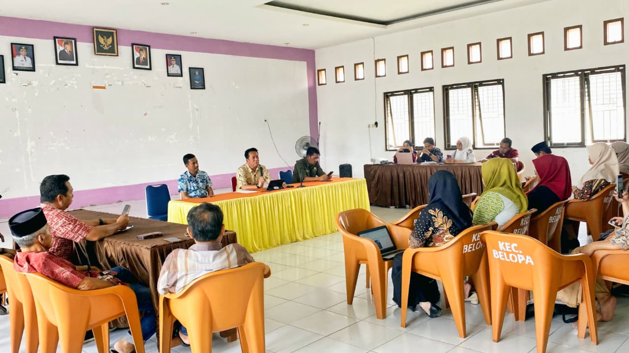 Evaluasi Data KPM, Camat Belopa Minta Penyaluran Bansos Transparan dan Tepat Sasaran