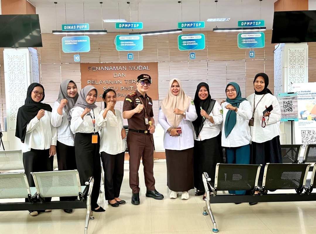 WFA Diberlakukan Kajari Palopo Pantau Langsung Layanan Perizinan di DPMPTSP