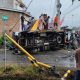 Ban Selip di Persimpangan, Ambulans Pembawa Jenazah Alami Kecelakaan Tunggal di Luwu