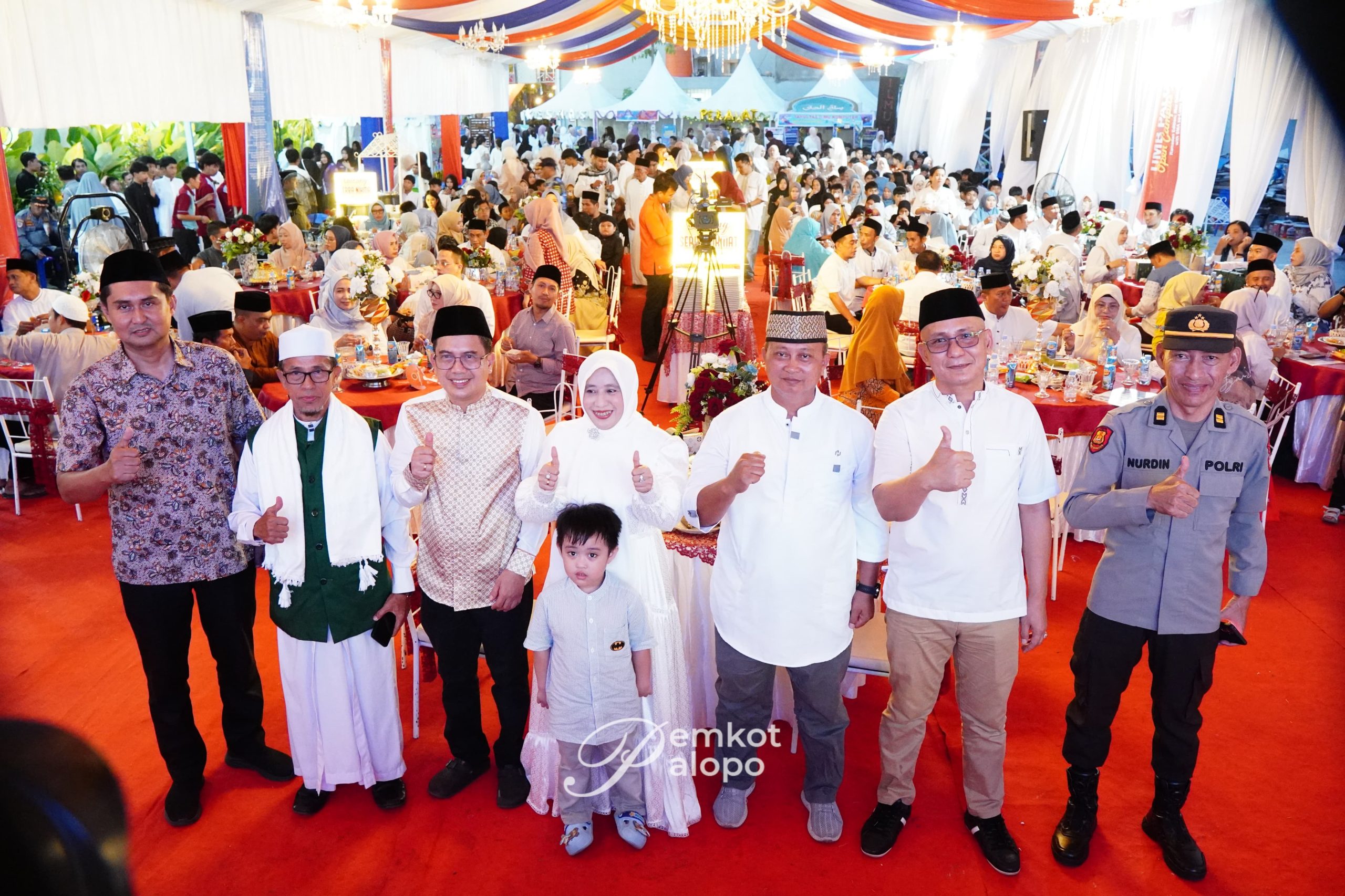 Hadiri Buka Puasa UMB, Kadis Kominfo Palopo Puji Kedermawanan Berbagi Beasiswa