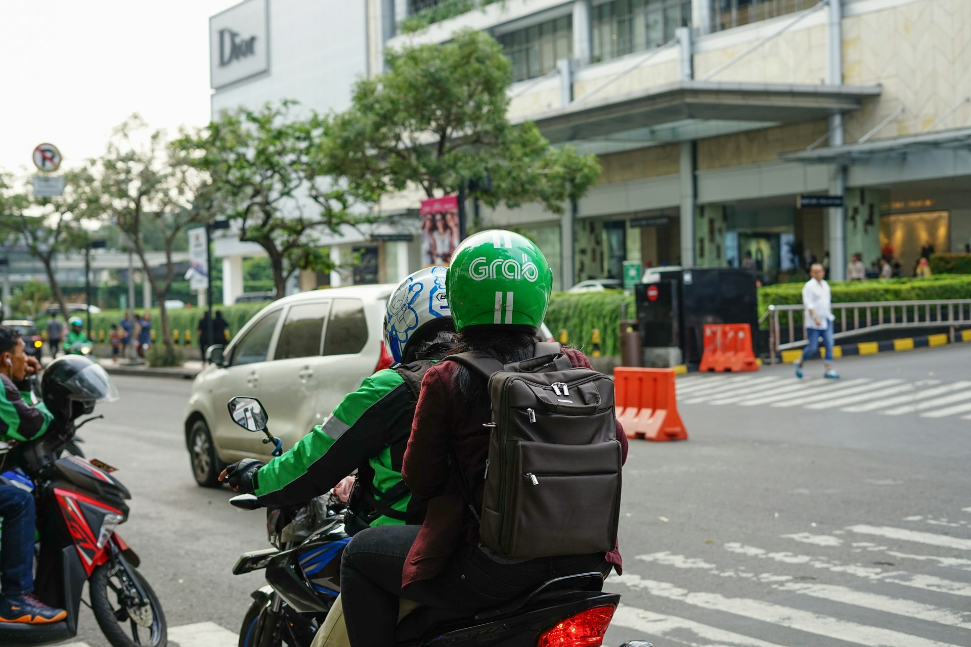 Pendapatan Ojol Terancam Anjlok Imbas Rencana Aturan WFH Sehari Sepekan