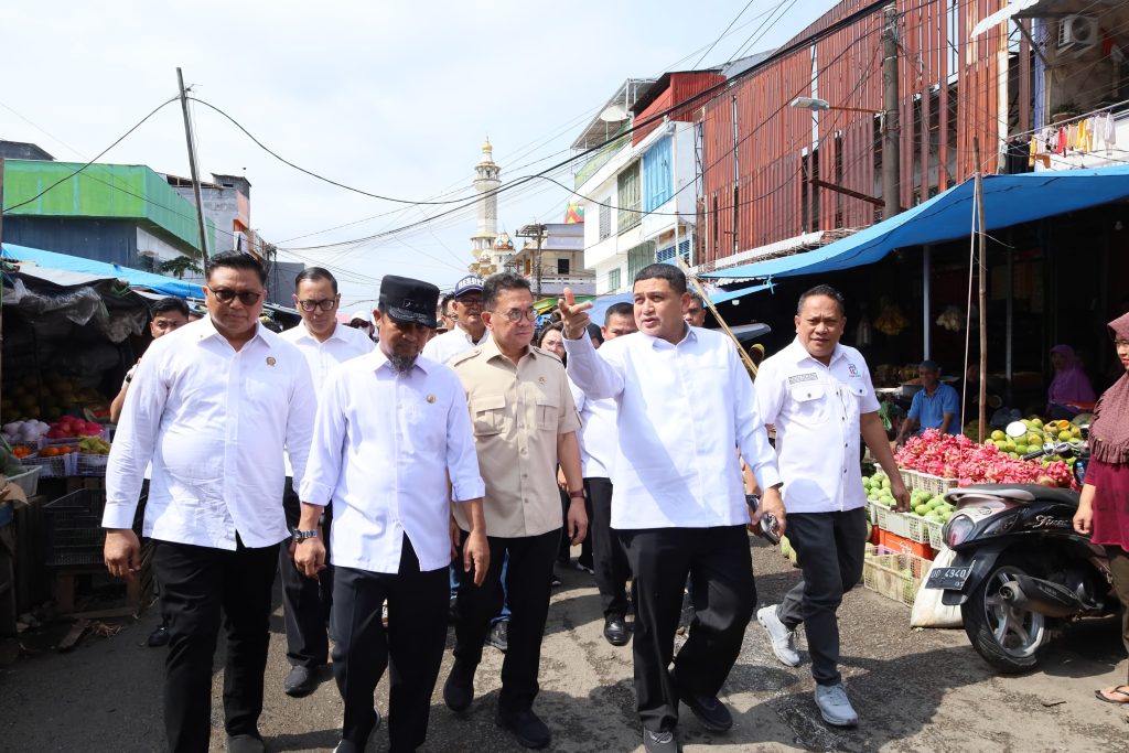 Mendag Budi Santoso dan Wali Kota Makassar Pantau Harga Pangan Jelang Idulfitri
