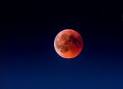 Langit Indonesia Dihiasi Blood Moon Malam Ini, Fenomena Langka di Pertengahan Ramadan Langit Indonesia Dihiasi Blood Moon Malam Ini, Fenomena Langka di Pertengahan Ramadan