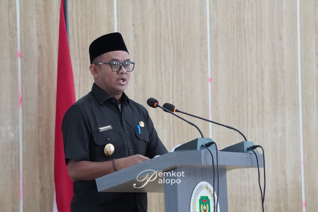 Wawali Akhmad Syarifuddin Serahkan LKPJ Wali Kota Palopo Tahun 2025 ke DPRD