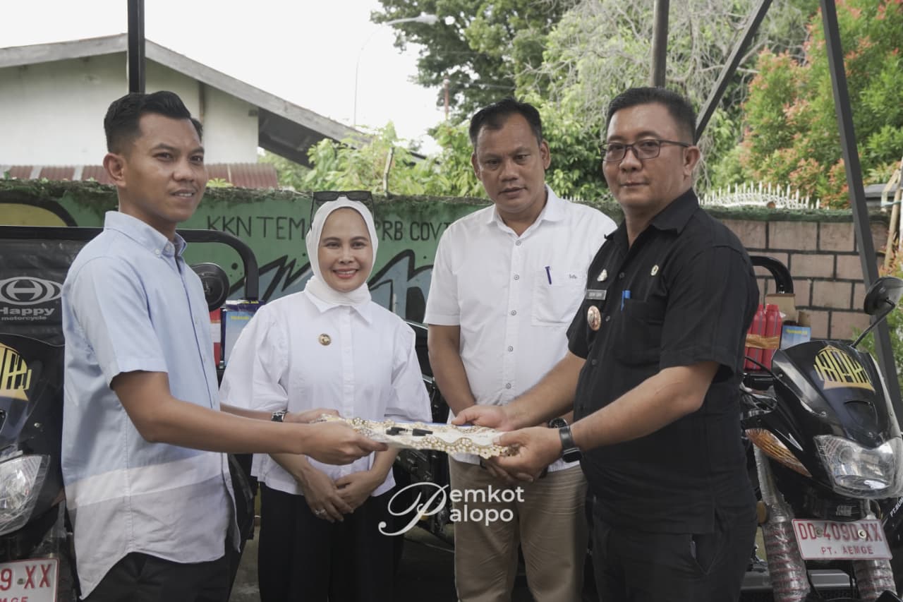 Hadiri Penyerahan Bantuan CSR di Boting, Wali Kota Palopo Puji Kepedulian Sektor Swasta