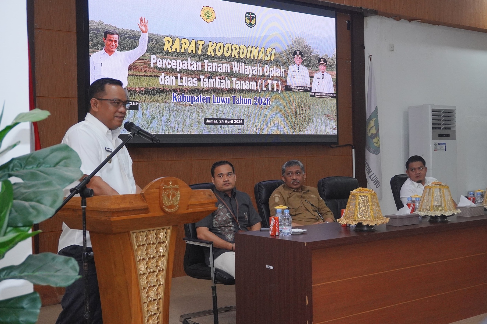 Kurang Tenaga di Lapangan, Bupati Patahudding Minta Kementan Tambah Penyuluh di Luwu