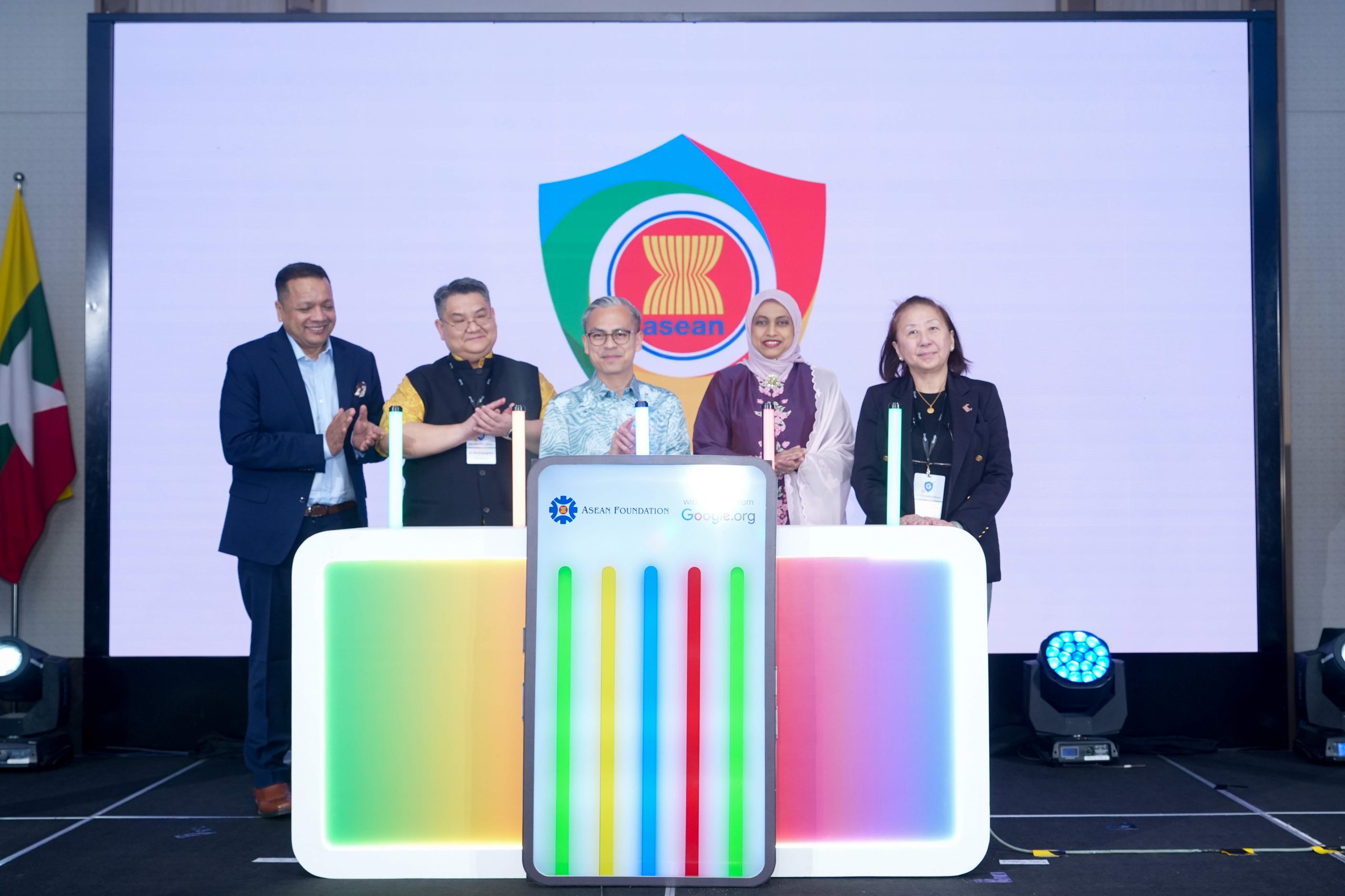 Penipuan Online Rugikan Asia Tenggara Rp387 Triliun, ASEAN Foundation dan Google Luncurkan Scam Ready ASEAN