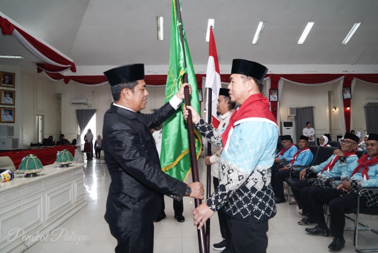 Lepas Keberangkatan JCH Palopo, Pj Sekda Titip Doa untuk Kedamaian Kota