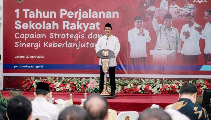 Polemik Sepatu Rp 700 Ribu, Gus Ipul Pastikan Harga Lelang Jauh di Bawah Pagu