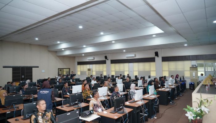 14 Pejabat Ikuti Assessment JPT Pratama, Bupati Luwu Tekankan Kerja Ikhlas