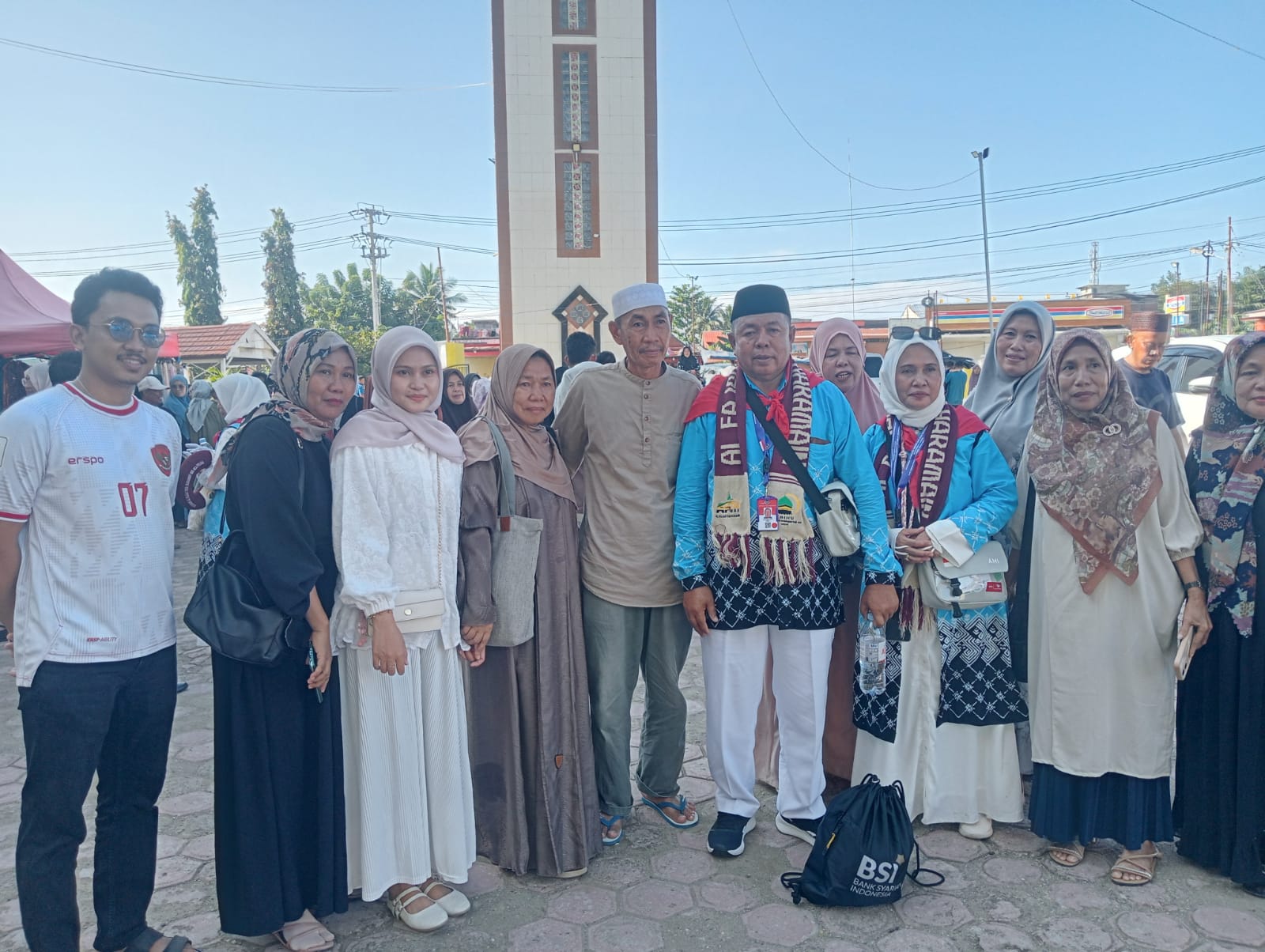 Tiba di Pelabuhan Siwa, CJH Kolaka Utara Bersiap ke Makassar
