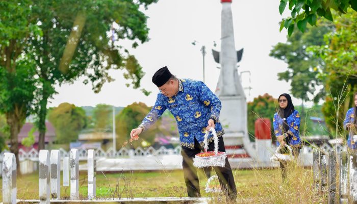 Maknai Kebangkitan Nasional, Pemkot Palopo Gelar Tabur Bunga di TMP