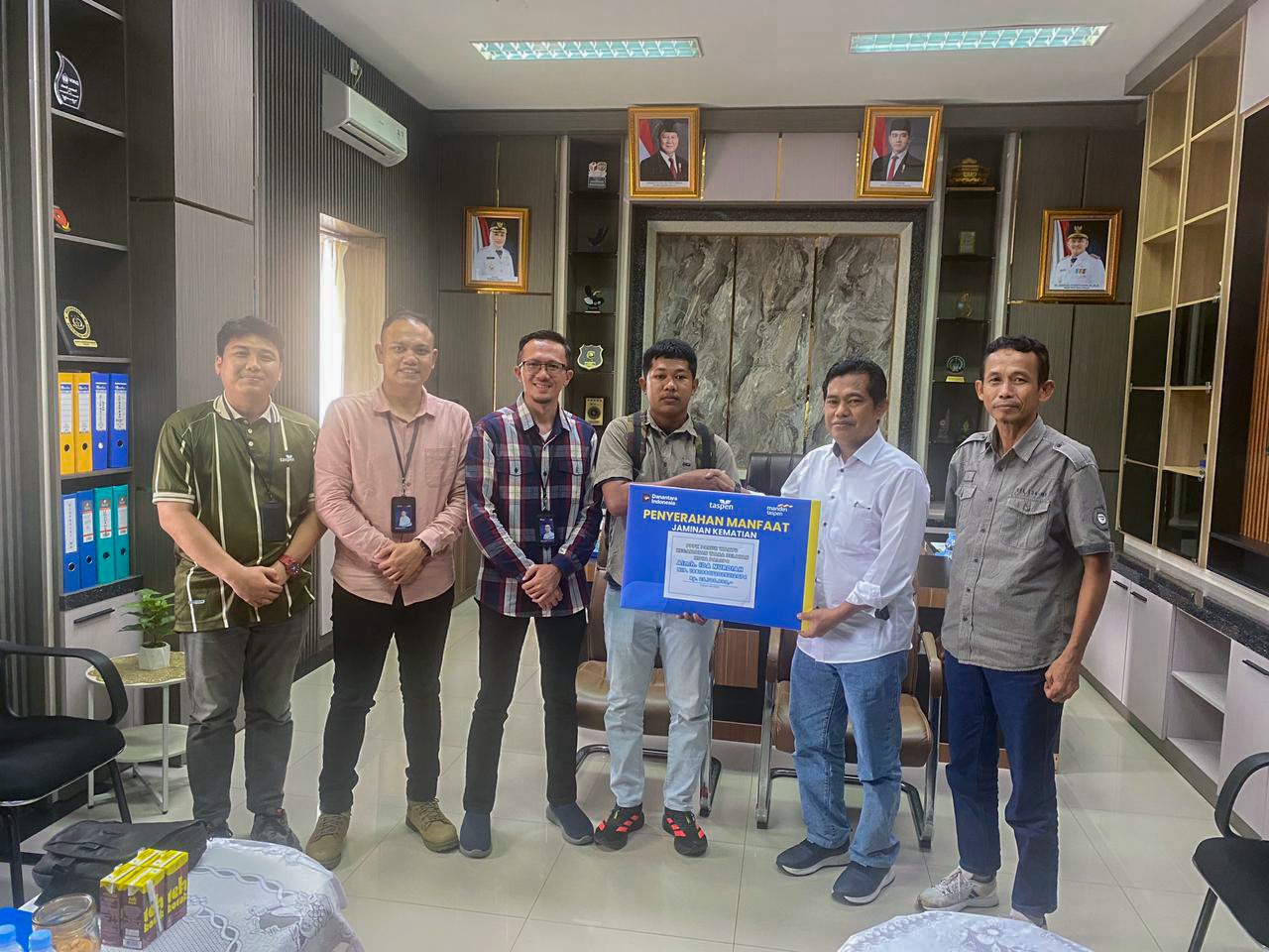 Wujudkan Kesejahteraan Pegawai, Pemkot Palopo dan TASPEN Serahkan Manfaat JKM