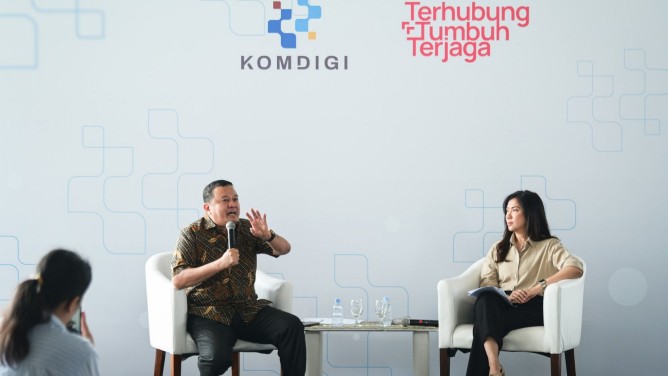 Mulai 1 Juli 2026, Aktivasi Nomor Seluler Baru Wajib Registrasi Biometrik
