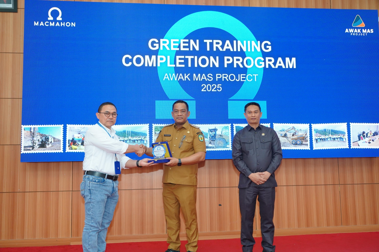 PT Macmahon Luluskan 35 Peserta Green Training Awak Mas, 30 di Antaranya Perempuan