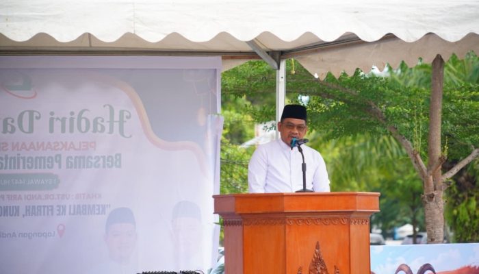 Salat Idul Adha Berjamaah, Bupati Luwu Ajak Masyarakat Dukung Pembangunan Daerah