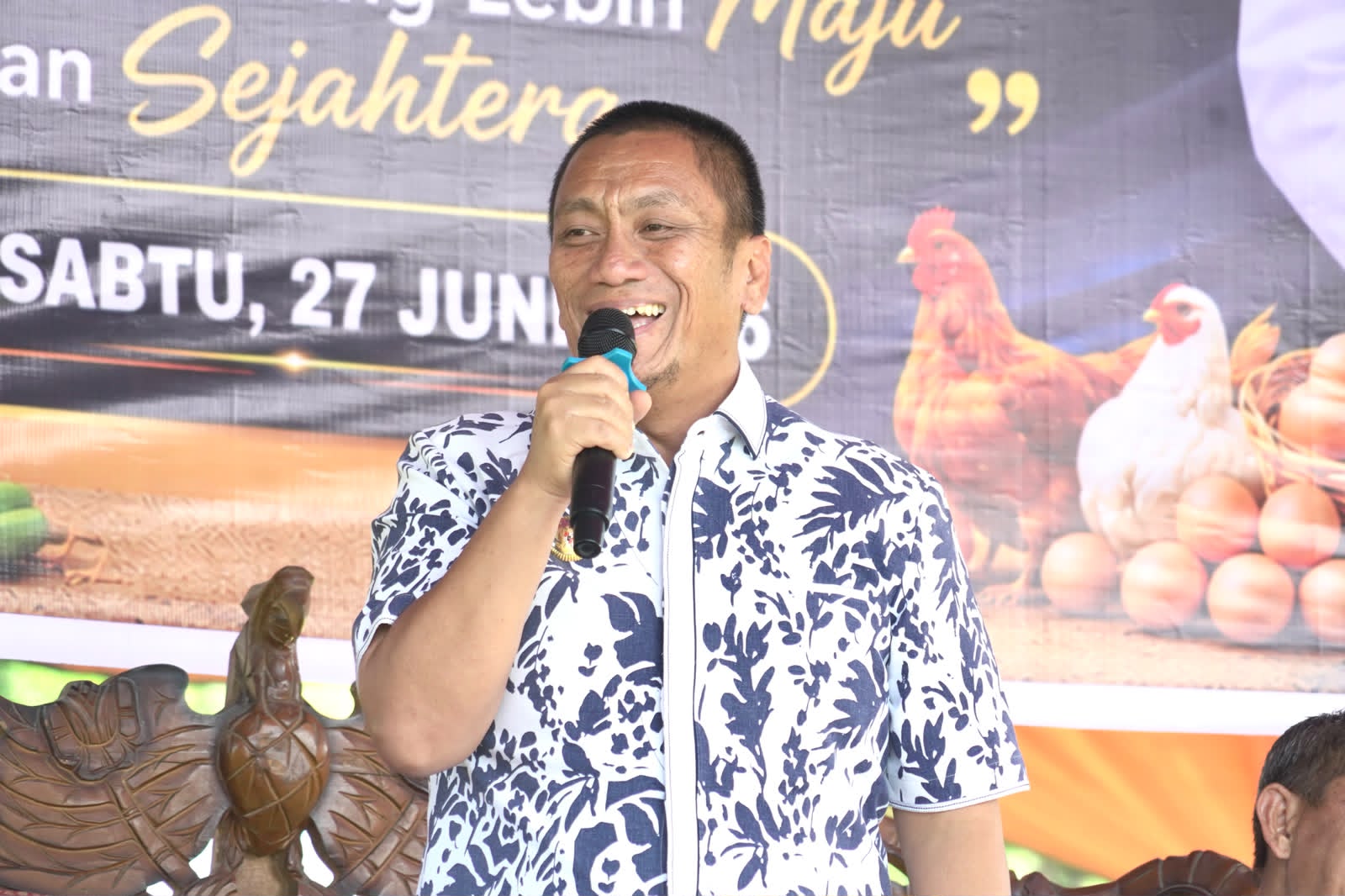 Hadiri Syukuran Desa Lera, Bupati Irwan Bachri Syam Serap Langsung Aspirasi Warga Wotu