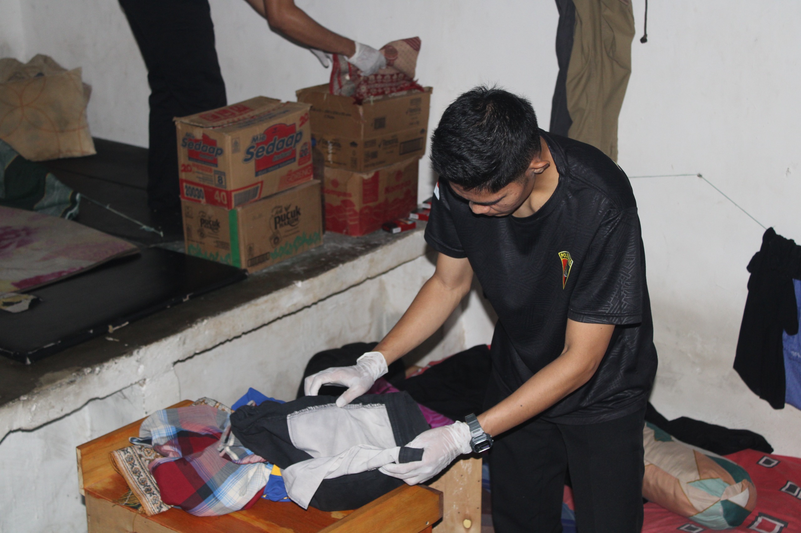 Razia Malam di Lapas Palopo, Petugas Amankan Barang Terlarang dari Kamar Warga Binaan